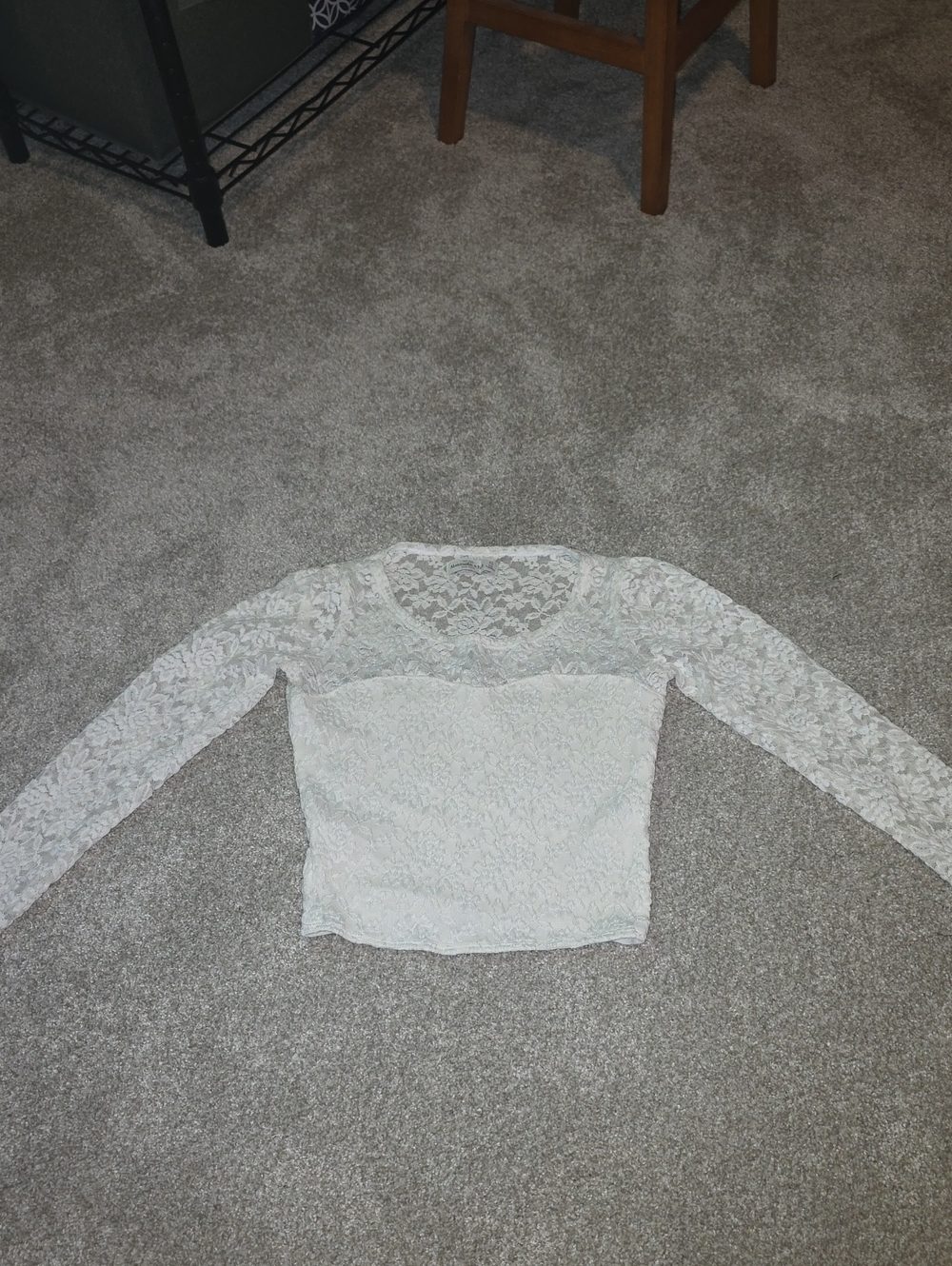 Abercrombie & Fitch White Lace Long-Sleeve Crop Top